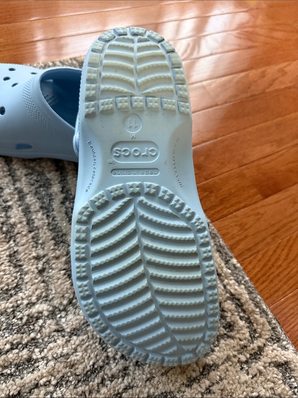 Crocs - Picture 2 of 3